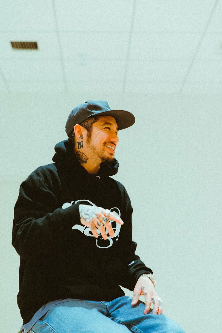 Jesse McFaddin「バンドのために、まずはここで俺が一人でやって爪痕を残して結果を出すべきだ。」ソロALBUMに込められたメッセージ