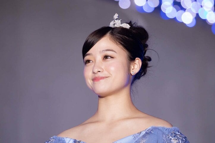 片寄涼太&橋本環奈の舞台挨拶にGENERATIONSがサプライズ登場!ファンも大喜び 映画『午前0時、キスしに来てよ』