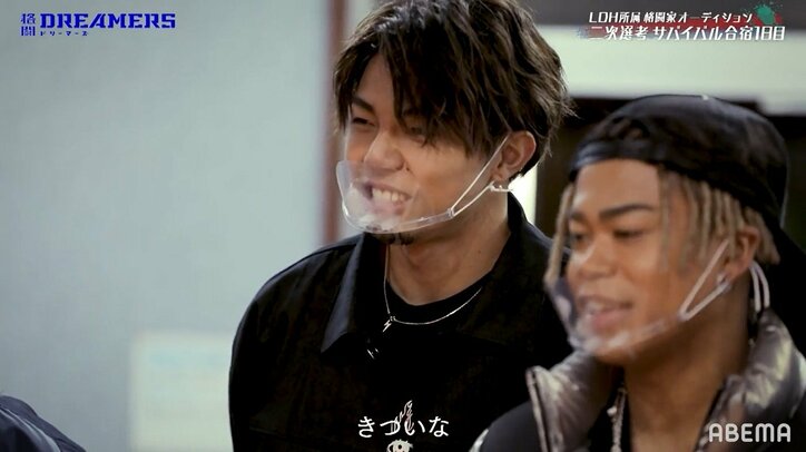 超豪華! THE RAMPAGEメンバーが“1人1尾”の伊勢海老を差し入れ「合宿では食事に救われた」