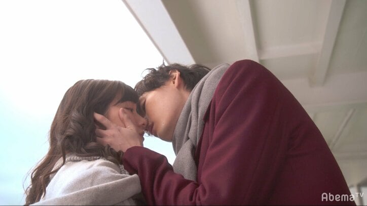 古川雄輝×森矢カンナのセクシーなキスシーンに反響「有利さん色気がすごい」「イタキス民歓喜」