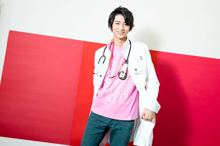 仮面ライダーエグゼイド飯島寛騎、フォーゼ福士蒼汰は「大きなオーラを持っている俳優さん」