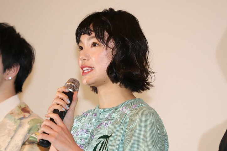 成田凌、門脇麦のマネージャーから「クズ」だと思われ苦笑い「絶妙な距離感の役が多すぎる」