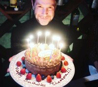 AHN MIKA『旦那様のサプライズバースデー会 プレゼント』