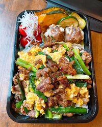 みきママ『焼肉ニラ卵弁当です!!』