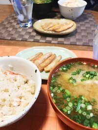 ニッチェ 江上敬子『ハプニングでカニだらけ朝ごはん！』