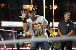 WWEの伝説「ジョン・シナ」が鈴木誠也を賞賛