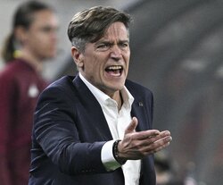 【速報】なでしこジャパン、ニルス・ニールセン監督が電撃退任「戦術的に甘さがあった」アジアカップ制覇直後ながら契約満了