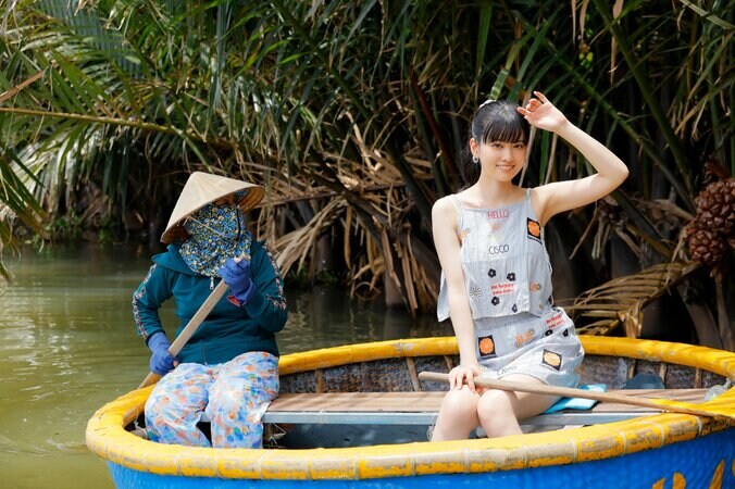 ⼈気声優・⼤⻄亜玖璃、初の水着姿も披露する3年ぶり写真集が11月28日発売 先行カット公開 5枚目