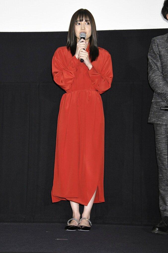 高橋一生、川口春奈との共演で唇が荒れる 3枚目