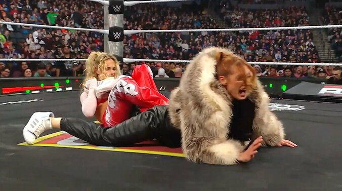 悶絶タップのベッキー