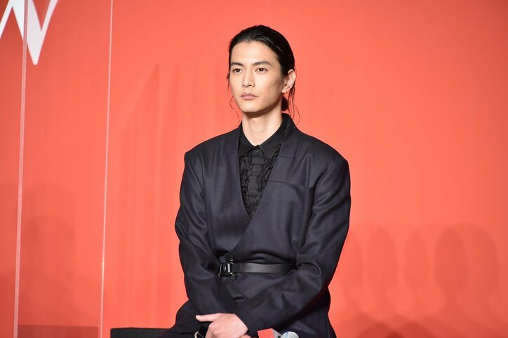 「きっかけをくれた…」新田真剣佑、三浦春馬さんへの思いを振り絞る