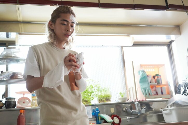 樹海を彷徨う姉、背後から見つめる母…映画『樹海村』場面写真12点解禁