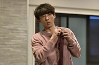 オムライスを作る高橋一生、パンイチの斎藤工、豆まきをす...