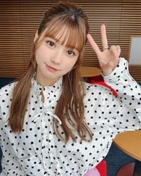 「可愛すぎ反則だよ」「めたかわ」生見愛瑠、キュートなハーフアップヘアに絶賛の声