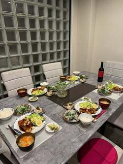  堀ちえみ、娘の彼氏も一緒に食べた夕食「お腹の底から笑ってます」 