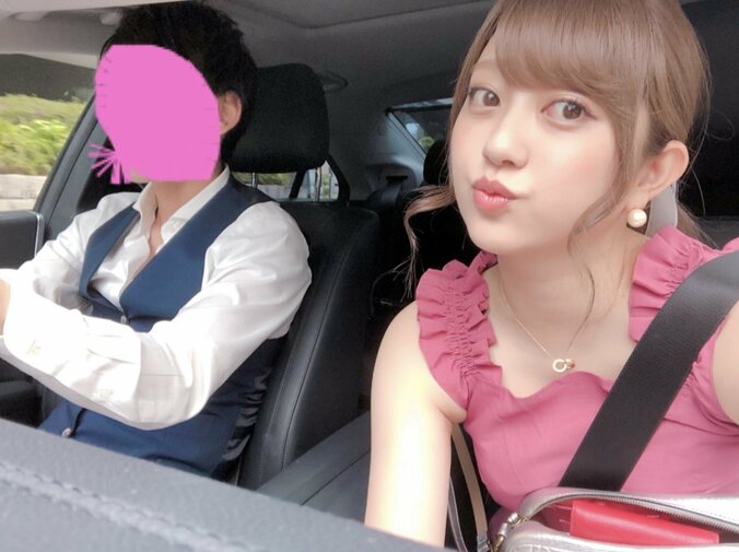 菊地亜美、結婚式の打ち合わせへ「楽しんで一緒に来てくれる旦那さんに感謝」 1枚目