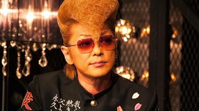 綾小路翔、GLAY・TAKUROとタクシーに乗車拒否される「追いかけたらその先に…」 1枚目