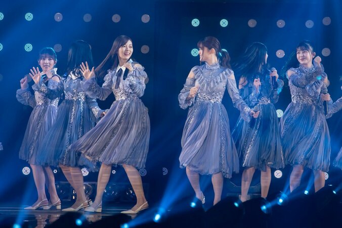 乃木坂46「インフルエンサー」で始まり「シンクロニシティ」で締めた『TGC』4曲ミニライブ 3枚目