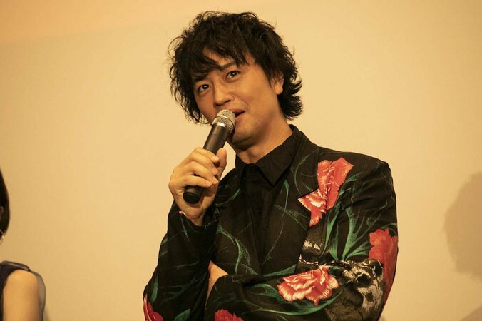 ベッキー、麻雀に明け暮れた日々を振り返る「ベッドの横に雀卓」 4枚目