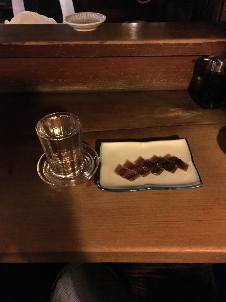 【連載】大衆酒場大学・6コマ目　白い割烹着の美人女将に会いに…伝説の居酒屋、仙台「源氏」