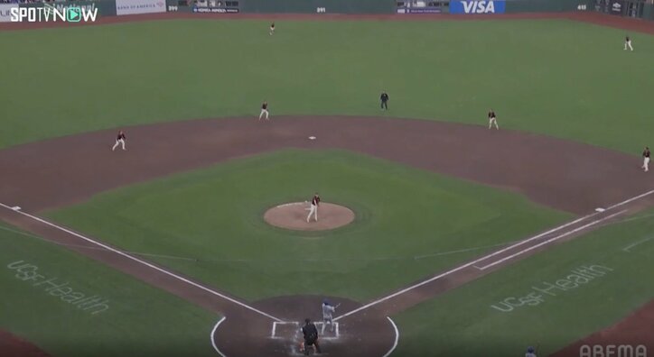 【写真・画像】息してる…？ 大谷翔平、爆速特大弾で“混乱”「これ泣くだろ」「動けない」被弾した投手のリアクションが話題に「打球見てない」　1枚目