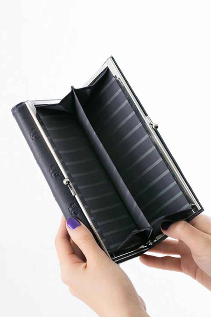 アニメ『K RETURN OF KINGS』伏見猿比古と八田美咲イメージのコラボアイテムが登場！　冬パンプスが普段使いにぴったり