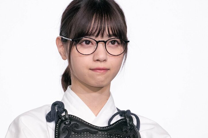 映画「あさひなぐ」本日公開!乃木坂46メンバー、初日舞台挨拶サプライズの手紙に涙