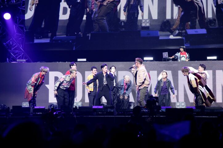 「卒業って言ってない！」川村壱馬＆山田裕貴ががっちり抱擁！志尊淳、塩野瑛久も参戦『HiGH＆LOW』THE RAMPAGE ライブレポート