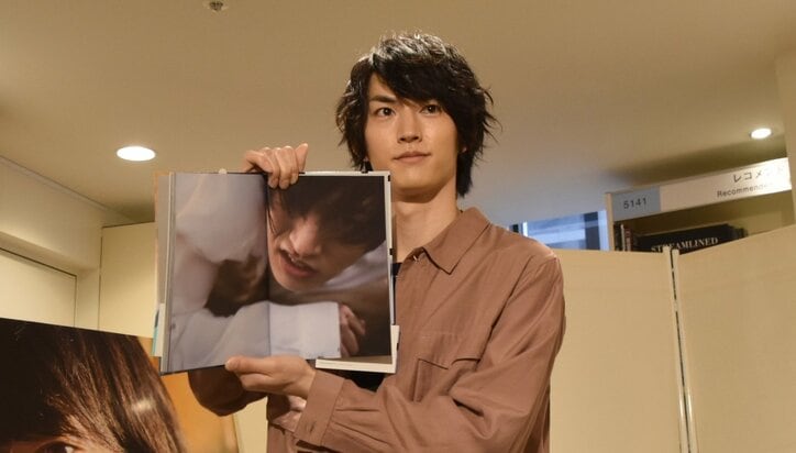 和田雅成、“恋に落ちる”写真集で記憶にない涙が…！  舞台『刀剣乱舞』長谷部役で人気