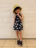 はんにゃ・川島の妻、自宅のリビングで水着姿の娘「大人が着ても違和感ないくらいおしゃれ」