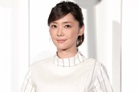 「永遠の美少女」倉科カナ『原色美少女図鑑』撮影風景写真に反響