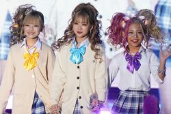 小学生ギャルモデル軍団がTGCに登場！派手なメイクとファッションに驚きの声「わ〜ギャル〜！」「平成っぽいw」