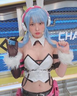 「マジ天使」「目のやり場に困ります！」えなこ、「荒野行動」コラボのうさぎ衣装にファン大興奮