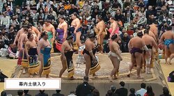 「美人さんがいると思ったら」大相撲にカリスマモデル降臨 “仮面夫婦”の際立つ存在感に「一緒に観戦」ファン注目