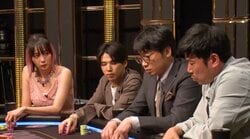 あなたのクセ、わかってるのよ…？ 美脚スタイルで話題の岡田紗佳、ライバルに向けた“女豹の目つき”「見つめるおかぴ」「表情いいね」