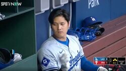 大谷翔平がキレた？ 一体、何が起きた…！？ 酷すぎる“疑惑の判定”→ベンチで見せた“リアクション”がヤバすぎる　ファン騒然「そりゃキレるだろ」「大谷さんが珍しいな」