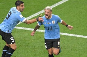 右足一閃、スーパーゴラッソ！ ウルグアイ10番の鮮烈ボレー弾にファン注目！「今大会ベスト３に入る」「初めて観たけど好き」【W杯H組】