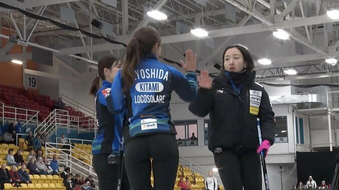 【写真・画像】ロコ・ソラーレが国際大会の初戦で勝利　1枚目