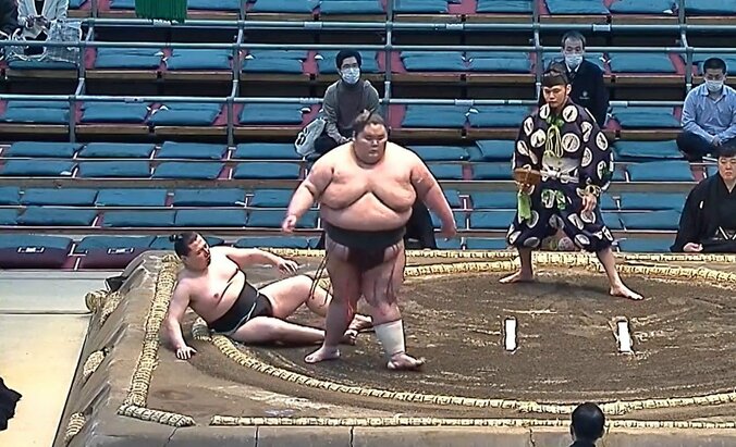 【写真・画像】　1枚目