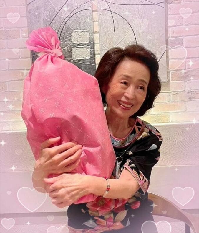  森口博子、86歳の誕生日を迎えた母親を公開「若い」「綺麗でびっくり」の声  1枚目