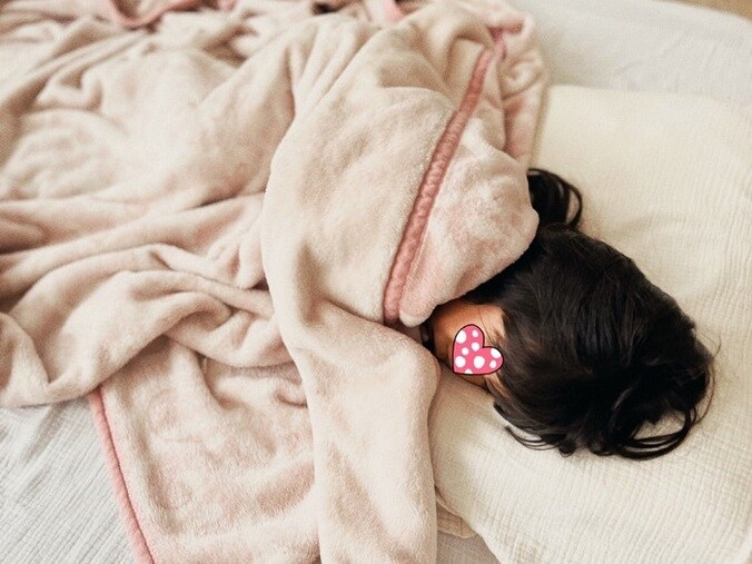  ノンスタ石田の妻、長女が発熱し朝一で小児科へ「インフルエンザコロナ・RS・ヒトメタの検査をして」  1枚目