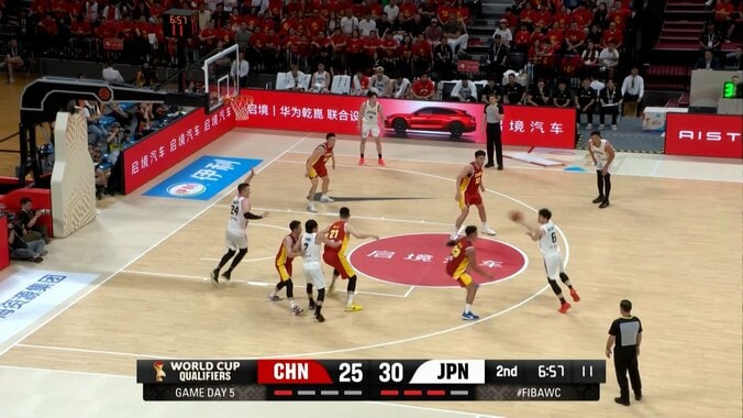 ファン熱狂！日本天才SGが中国相手に「交代4秒で違い生む」“超絶ノールックパス”に「Hero is back」【バスケW杯予選】 2枚目
