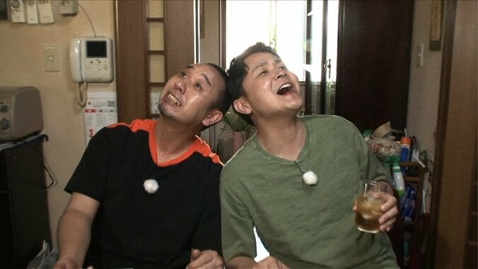 池袋はクセだらけ？ 千鳥、路地裏住民に驚き『旅サンデー』 1枚目