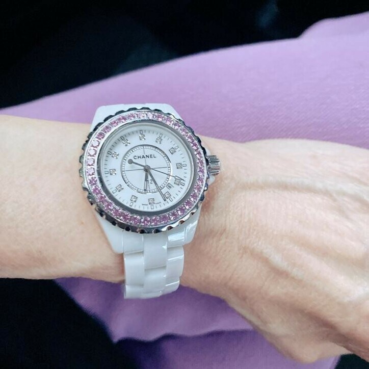  小柳ルミ子、久しぶりに着用した『CHANEL』の腕時計「似合う」「カッコ良すぎ」の声 