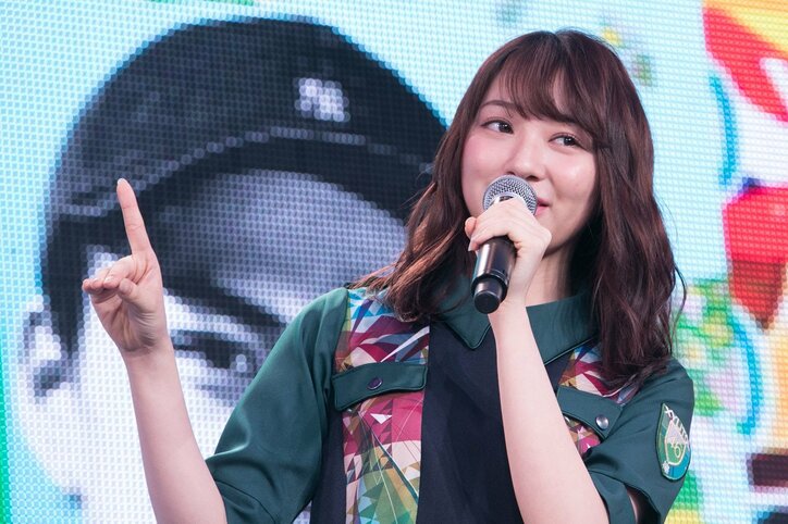 欅坂・佐藤詩織、土屋太鳳に“サイマジョポーズ”を伝授
