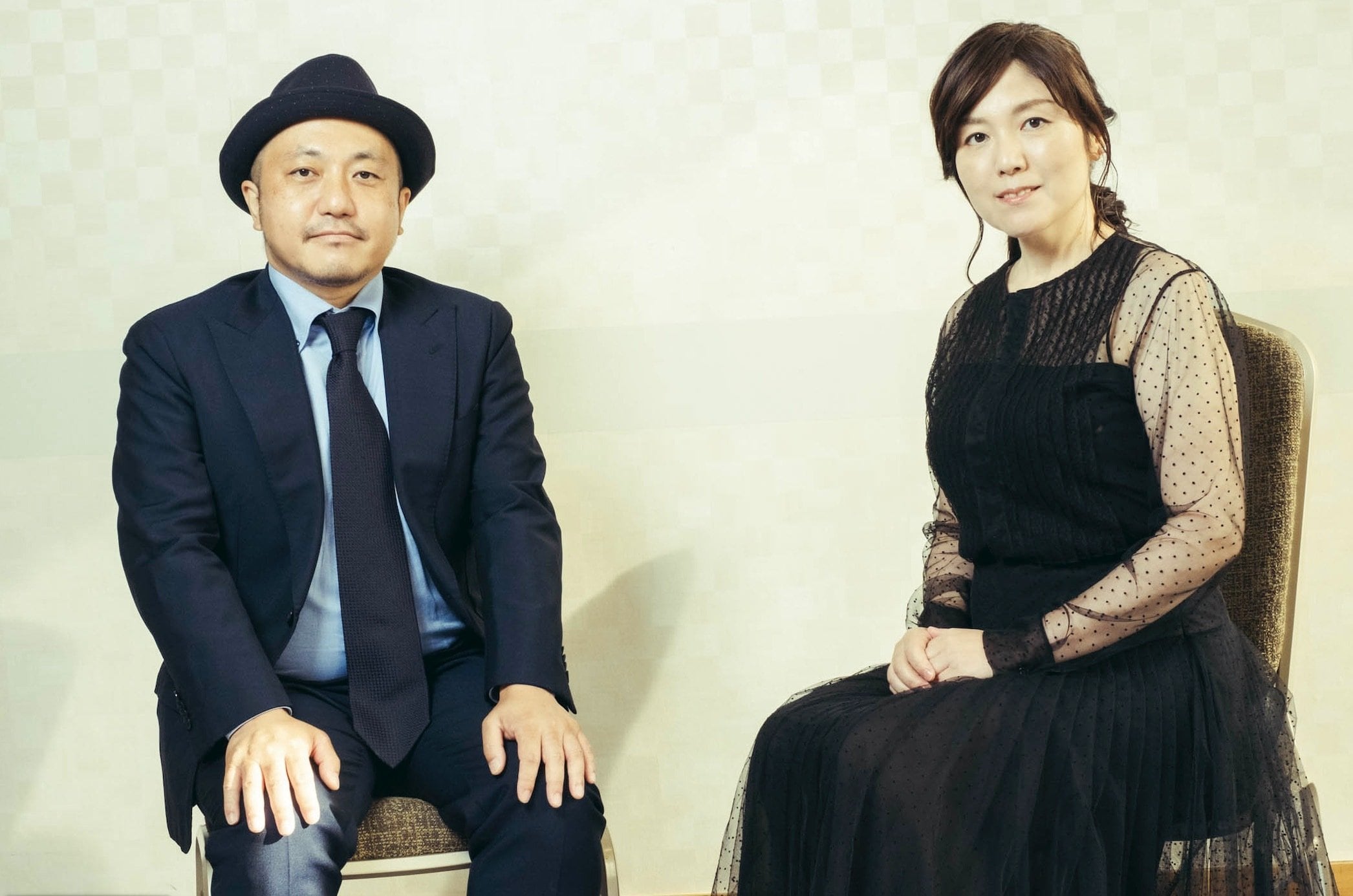 孤狼の血 原作小説誕生秘話に シリーズの今後は 監督 白石和彌 原作者 柚月裕子がぶっちゃけトーク インタビュー 特集 Abema Times