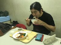 松田洋昌(ハイキングウォーキング)『下剤ってちびちび飲むって表現しないですよね…』