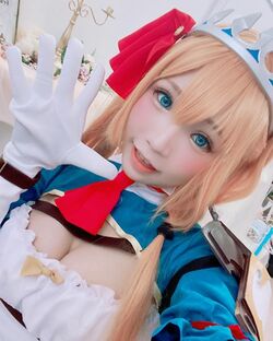 香港コスプレイヤー花梨が「プリコネ」の“お腹ペコペコのペコリーヌ”に変身！