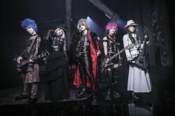 正体不明のビジュアル系バンド・In The BLOOD EYES、アーティスト写真が解禁！『スッキリ』4月エンディング曲に抜擢