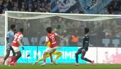 中村敬斗が「もはや神！」  超絶トラップ→“一瞬の緩急”カットイン… DFを剥がした瞬間に“低弾道シュート”「上手すぎるだろ」